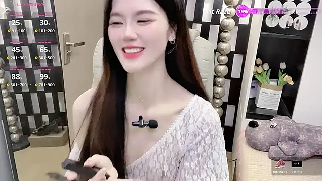 Yueyue-MM online show from March 13, 12:12 pm