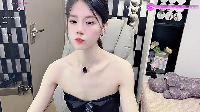 Yueyue-MM online show from June 5, 2:51 am