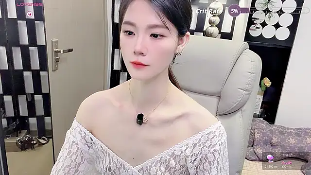 Yueyue-MM online show from July 28, 2:51 am