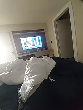 andrerj22 online show from October 1, 2:23 pm