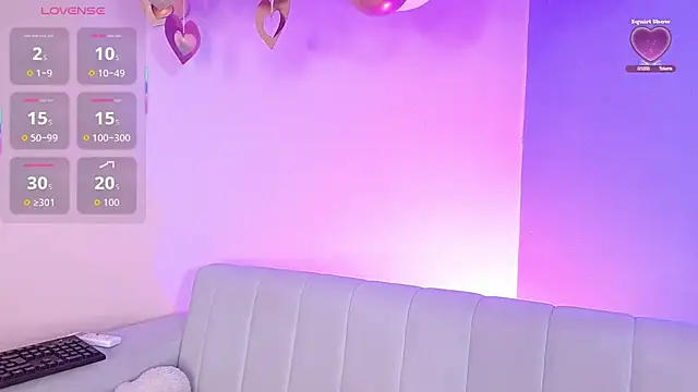 lourdes moon22 online show from December 1, 11:59 am