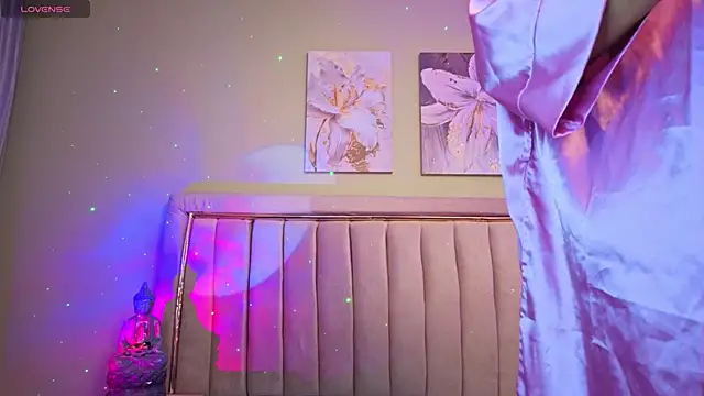 Jessyy Mateus online show from November 2, 4:15 am