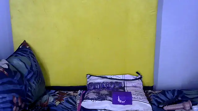 Snapshot of DARKQUEEN_xXx chatting on October 8, 5:21 pm DARKQUEEN xXx online show from October 8, 5:21 pm