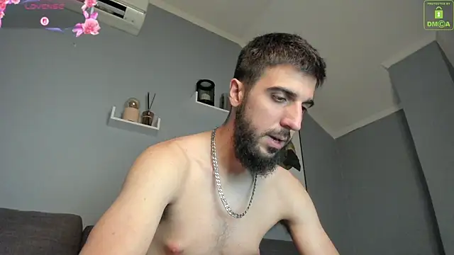 Zeyn Edwards online show from June 23, 11:08 am