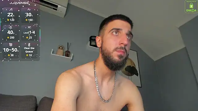 Zeyn Edwards online show from July 3, 4:13 pm