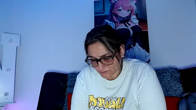 LAHILA COOPERR online show from October 24, 12:23 pm