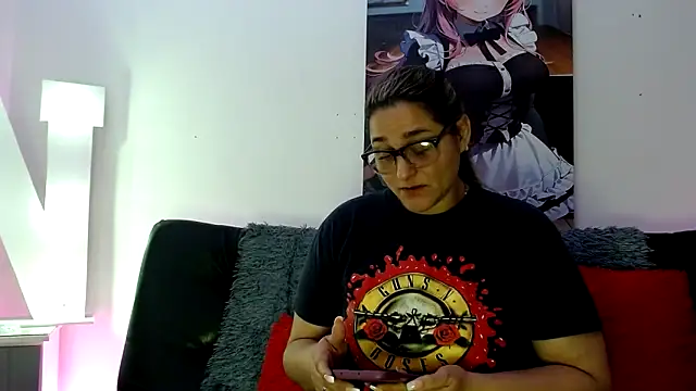 LAHILA COOPERR online show from October 30, 12:06 pm