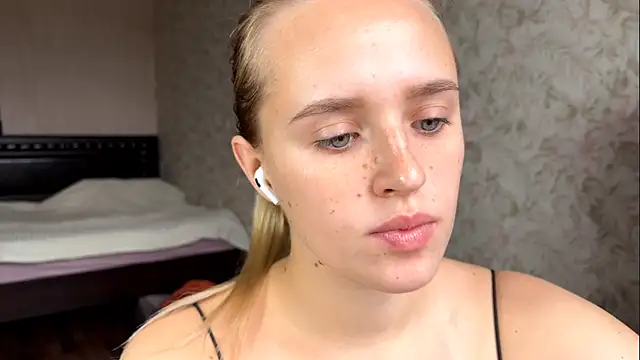 ElisabetLorney online show from October 15, 8:47 am