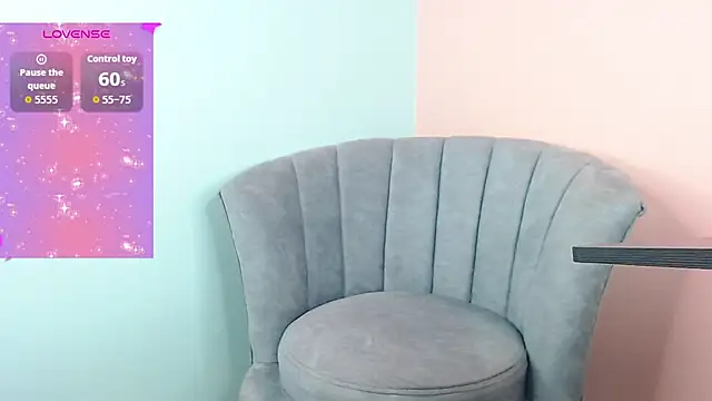 akisha lims26 online show from October 17, 1:35 pm