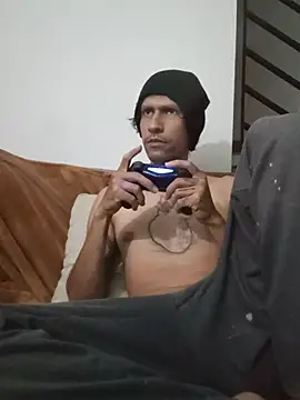 Alejandro92 cali online show from June 4, 2:50 am