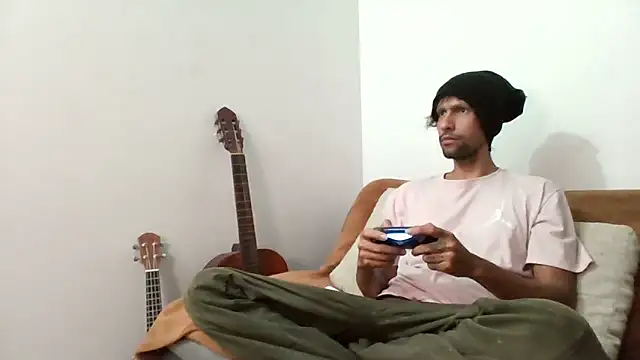 Alejandro92 cali online show from June 13, 1:47 am