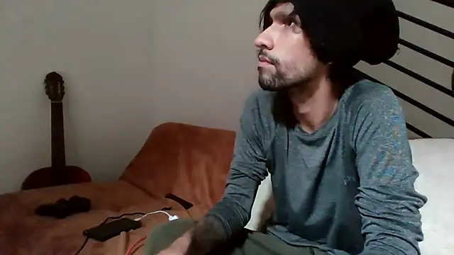 Alejandro92 cali online show from June 22, 8:06 pm