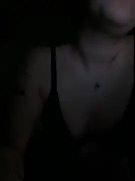 Snapshot of napoletanacagna chatting on February 23, 11:35 pm napoletanacagna online show from February 23, 11:35 pm