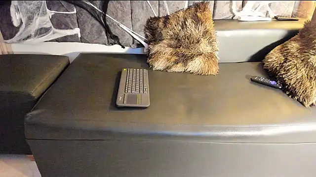 Rowan Mills online show from November 2, 8:22 pm