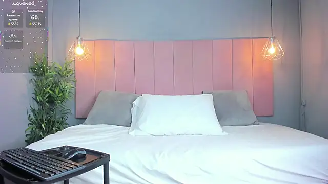 AariaLove online show from November 4, 10:31 pm