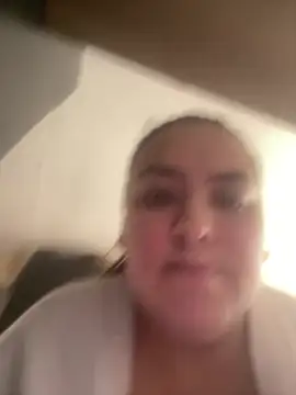 Snapshot of bruna438 chatting on June 29, 3:23 pm bruna438 online show from June 29, 3:23 pm