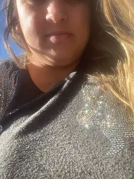 Snapshot of bruna438 chatting on July 7, 2:32 pm bruna438 online show from July 7, 2:32 pm