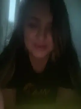Snapshot of bruna438 chatting on August 3, 10:10 am bruna438 online show from August 3, 10:10 am