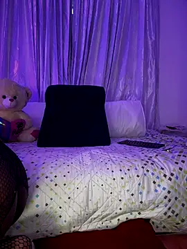 AmyRoss 1 online show from November 11, 5:46 pm