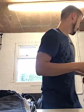 jaycoy22 online show from February 22, 1:42 pm