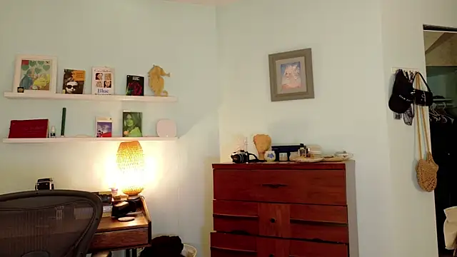 sicklitgirl online show from November 17, 8:31 am