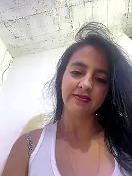 Snapshot of salo-rousee chatting on November 12, 5:57 pm salo-rousee online show from November 12, 5:57 pm