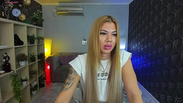 xPuka online show from September 28, 4:12 pm