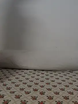 Snapshot of Miss_Riya20 chatting on November 6, 5:03 pm Miss Riya20 online show from November 6, 5:03 pm