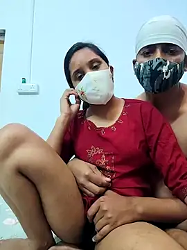 Snapshot of Miss_Riya20 chatting on March 1, 7:43 am Miss Riya20 online show from March 1, 7:43 am