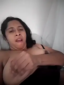 Snapshot of anitotori chatting on March 19, 4:55 pm anitotori online show from March 19, 4:55 pm