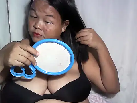 SweetEsterPinay33 online show from February 3, 1:05 pm