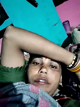 Snapshot of Pooja750 chatting on October 5, 8:07 pm Pooja750 online show from October 5, 8:07 pm