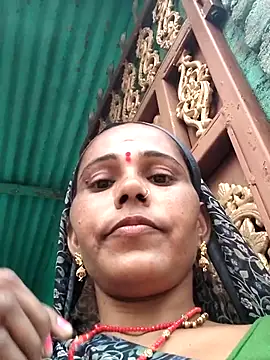 Snapshot of Pooja750 chatting on October 22, 11:43 am Pooja750 online show from October 22, 11:43 am