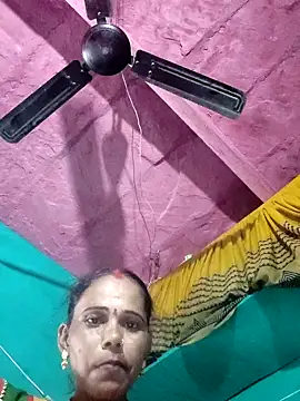 Snapshot of Pooja750 chatting on October 25, 9:39 am Pooja750 online show from October 25, 9:39 am