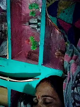 Snapshot of Pooja750 chatting on October 30, 8:49 am Pooja750 online show from October 30, 8:49 am