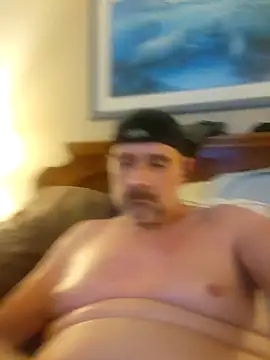 Snapshot of BigheadLongcock chatting on October 6, 8:56 am BigheadLongcock online show from October 6, 8:56 am