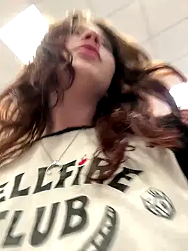 Snapshot of Mimiumuy chatting on September 30, 2:22 pm Mimiumuy online show from September 30, 2:22 pm