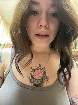 Snapshot of Mimiumuy chatting on November 11, 3:56 pm Mimiumuy online show from November 11, 3:56 pm