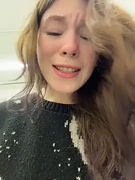 Snapshot of Mimiumuy chatting on November 14, 7:56 pm Mimiumuy online show from November 14, 7:56 pm