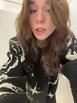 Snapshot of Mimiumuy chatting on November 17, 8:25 pm Mimiumuy online show from November 17, 8:25 pm