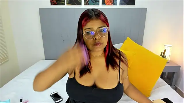 Khennya  online show from September 18, 12:07 pm