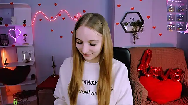 keylas moan online show from March 8, 1:04 pm