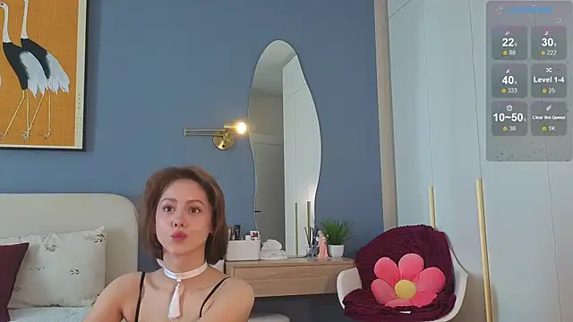 charlottacardi online show from May 15, 5:03 am