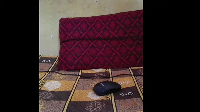 riyamore9623 online show from October 11, 9:52 am