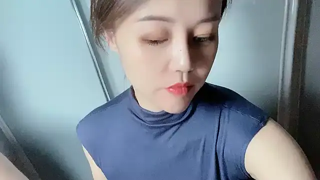 Sylvia1199 online show from September 19, 1:45 pm