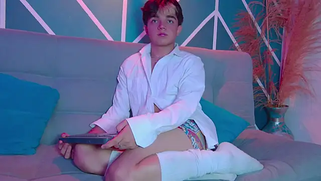 LucaDelart online show from September 26, 12:20 pm