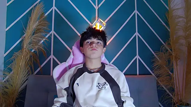 LucaDelart online show from October 9, 12:25 pm