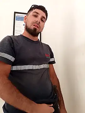 Snapshot of Lushakuiron1 chatting on December 16, 8:36 pm Lushakuiron1 online show from December 16, 8:36 pm