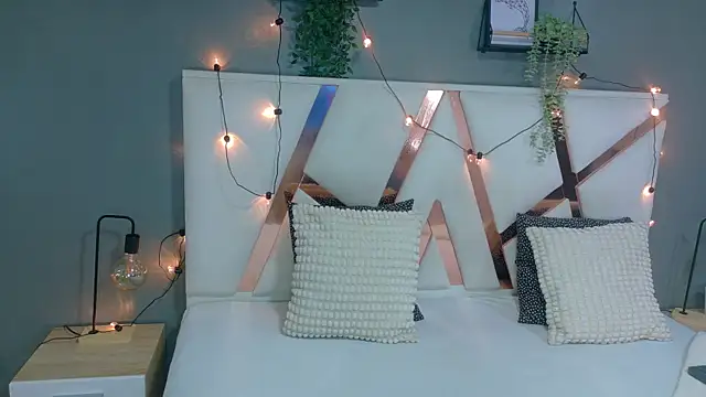 ScarlettVex   online show from November 24, 7:46 pm