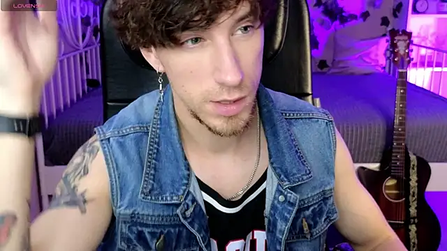 mark caron online show from November 5, 8:42 pm